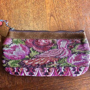 Nena and Co wristlet